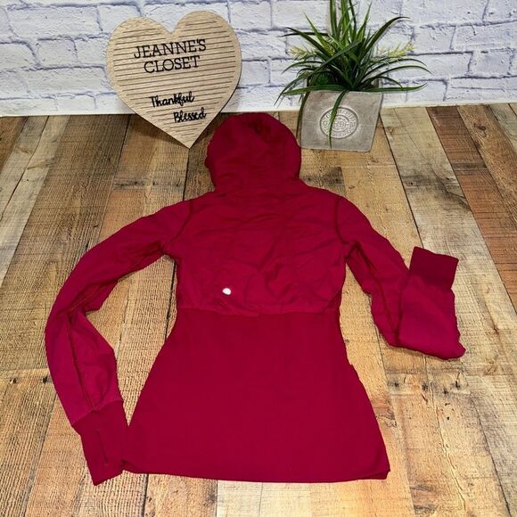 Lululemon Dance Studio Jacket III
Bumble Berry reversible - Picture 9 of 15